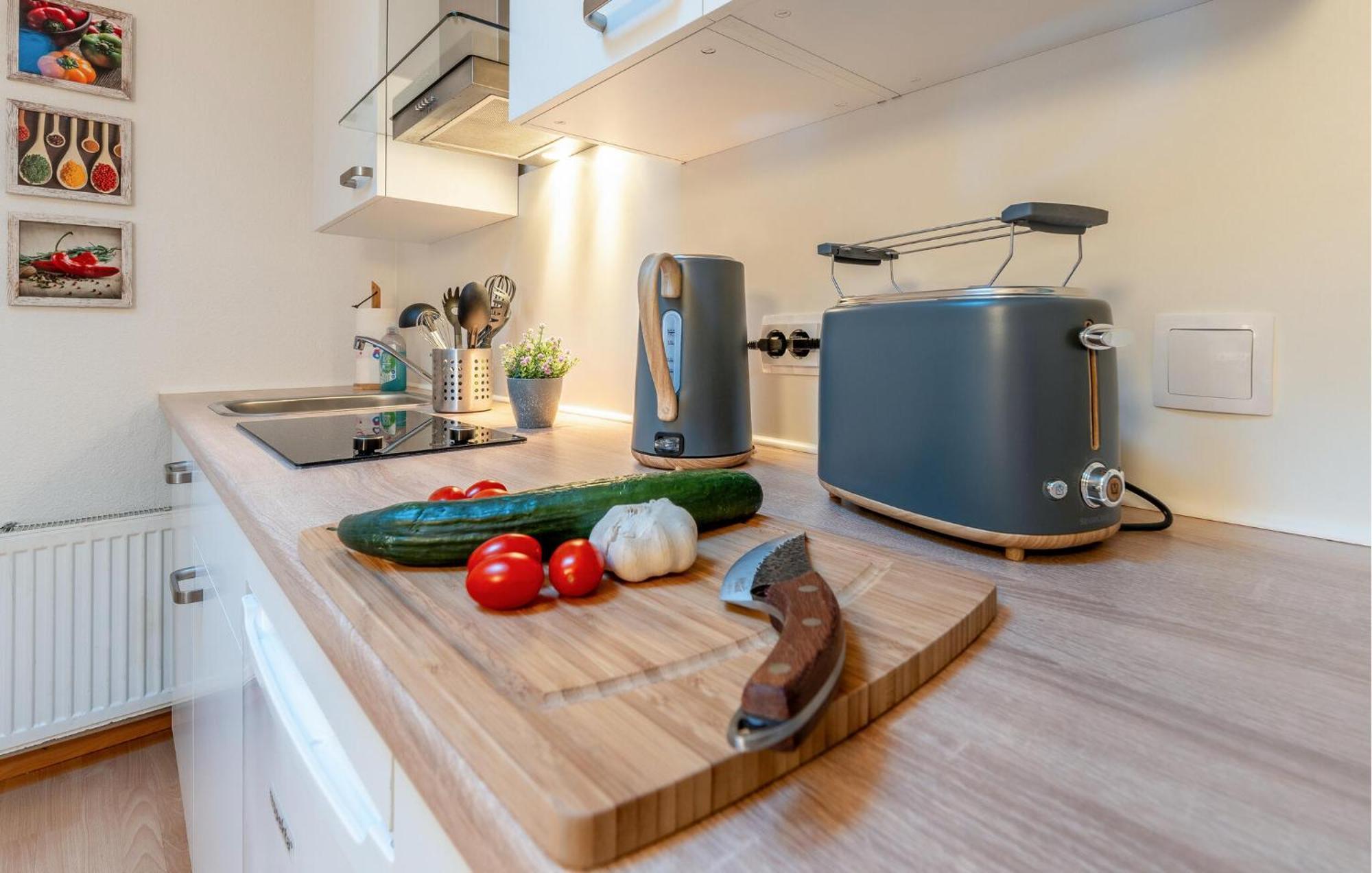 Awesome Apartment In Rostock With Kitchen Zewnętrze zdjęcie